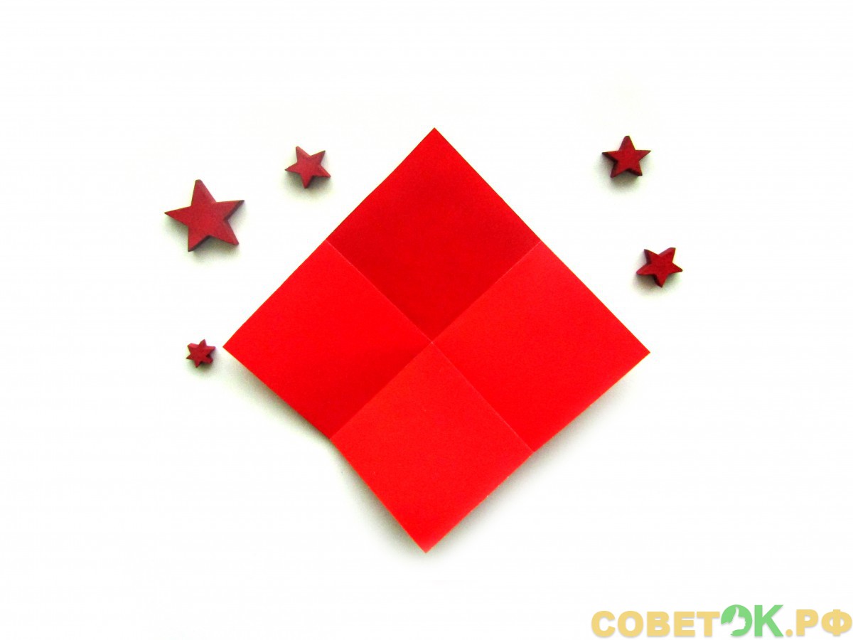 3 novogodnij podarok iz bumagi v tekhnike origami