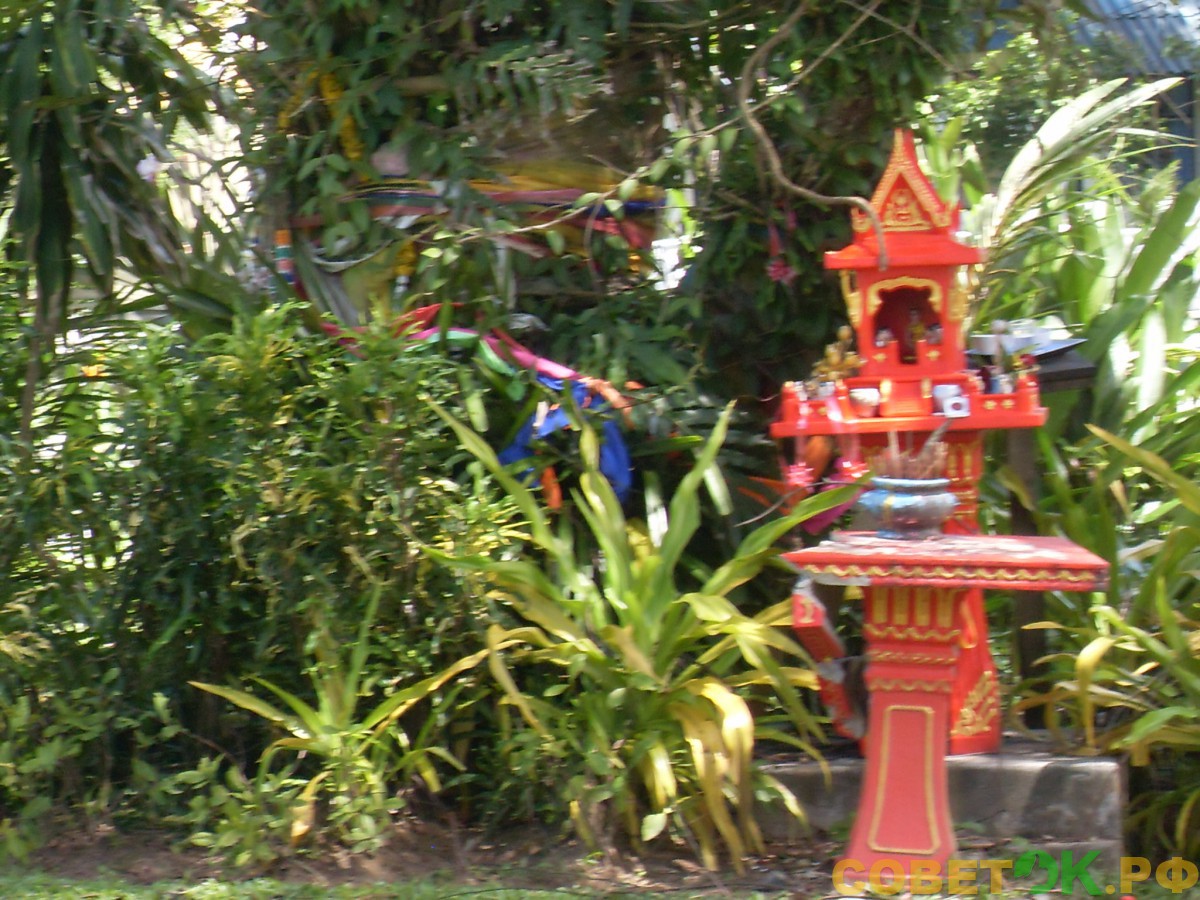 10 пагода в Нонг-Нуч