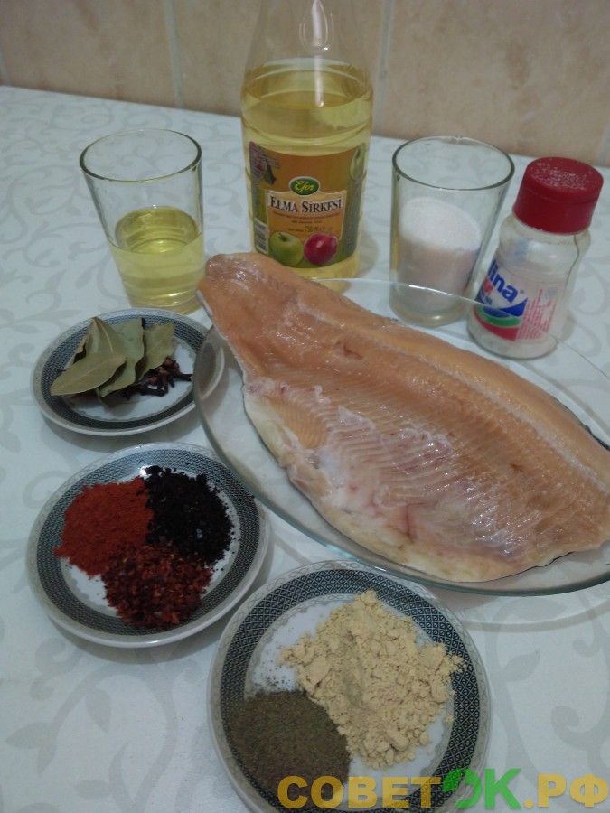 1 marinovannyj losos v ostrykh spetsiyakh