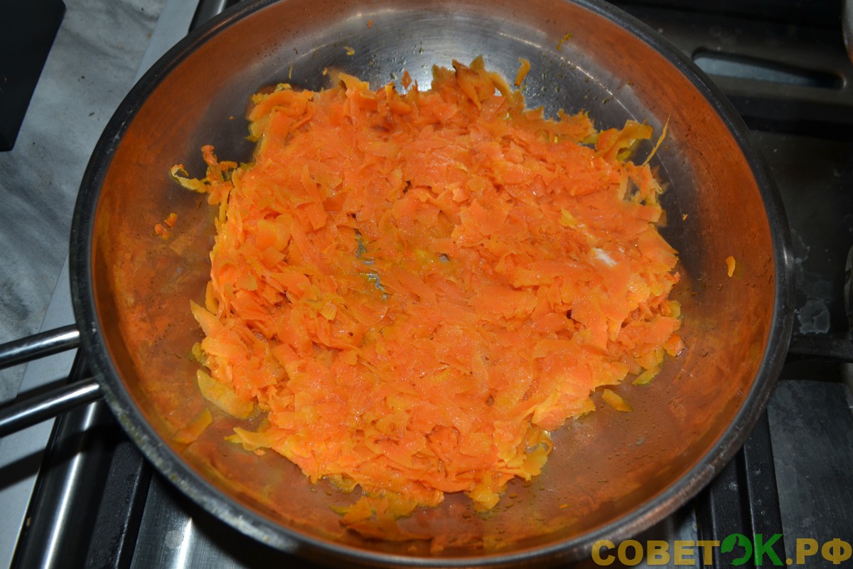 5 Морковку натереть на терке крупными кучками